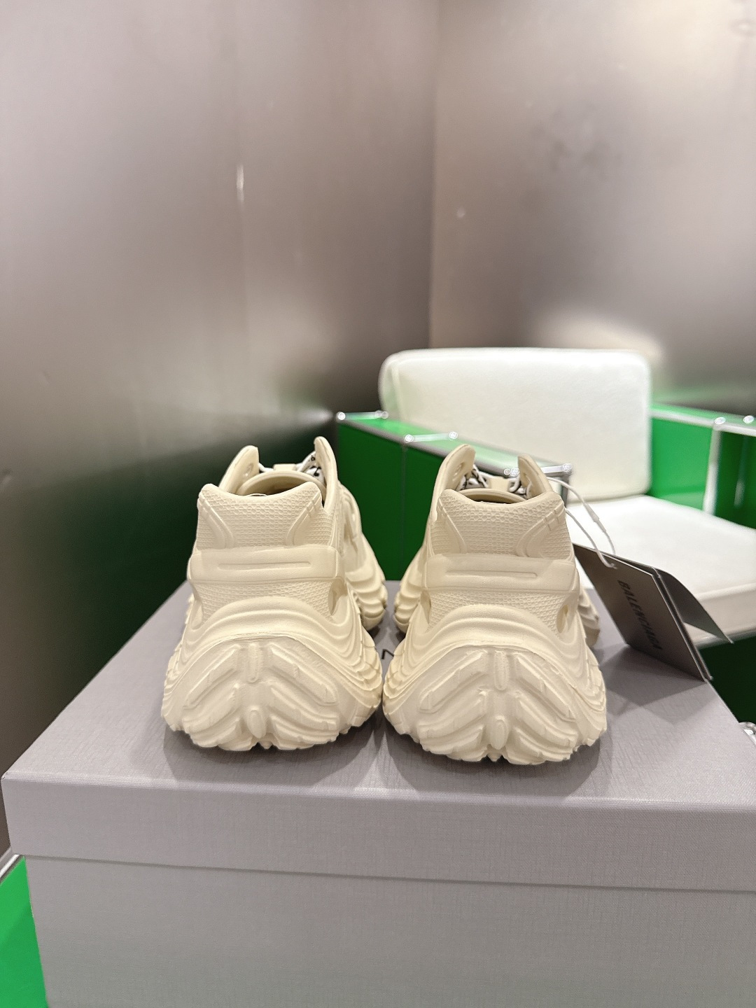 Balenciaga 码数偏小，建议拍大一码(k003)BALENCIAGA 巴黎世家沙滩拖鞋 ‼