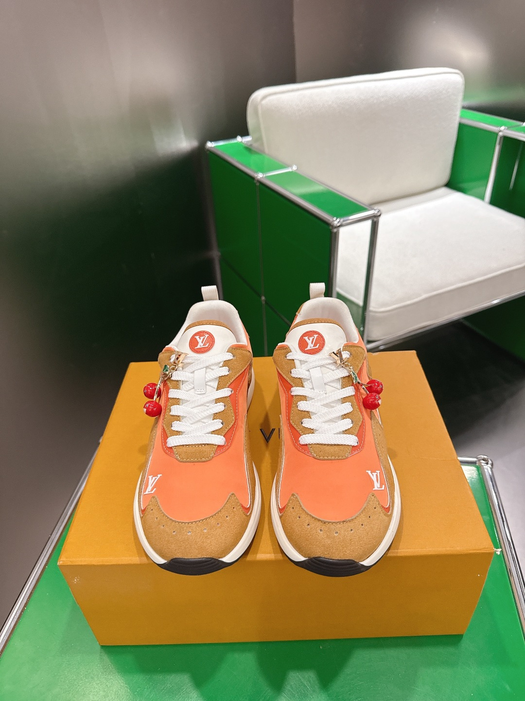 Louis Vuitton LV路易威登 全新Drop系列休闲鞋运动鞋 跑鞋‼