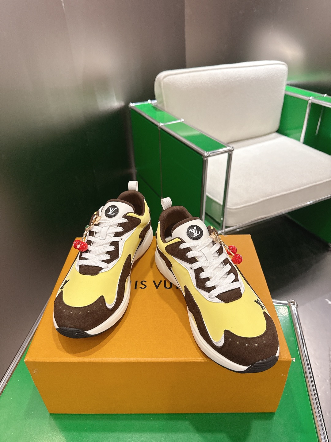 Louis Vuitton LV路易威登 全新Drop系列休闲鞋运动鞋 跑鞋‼