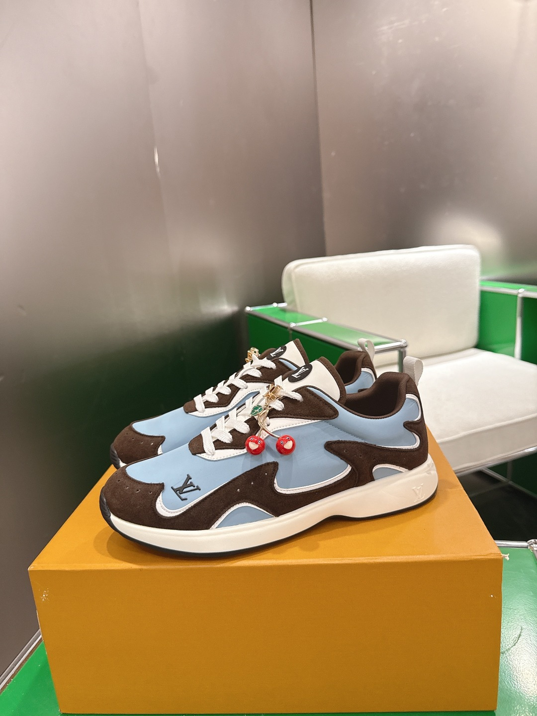 Louis Vuitton LV路易威登 全新Drop系列休闲鞋运动鞋 跑鞋‼