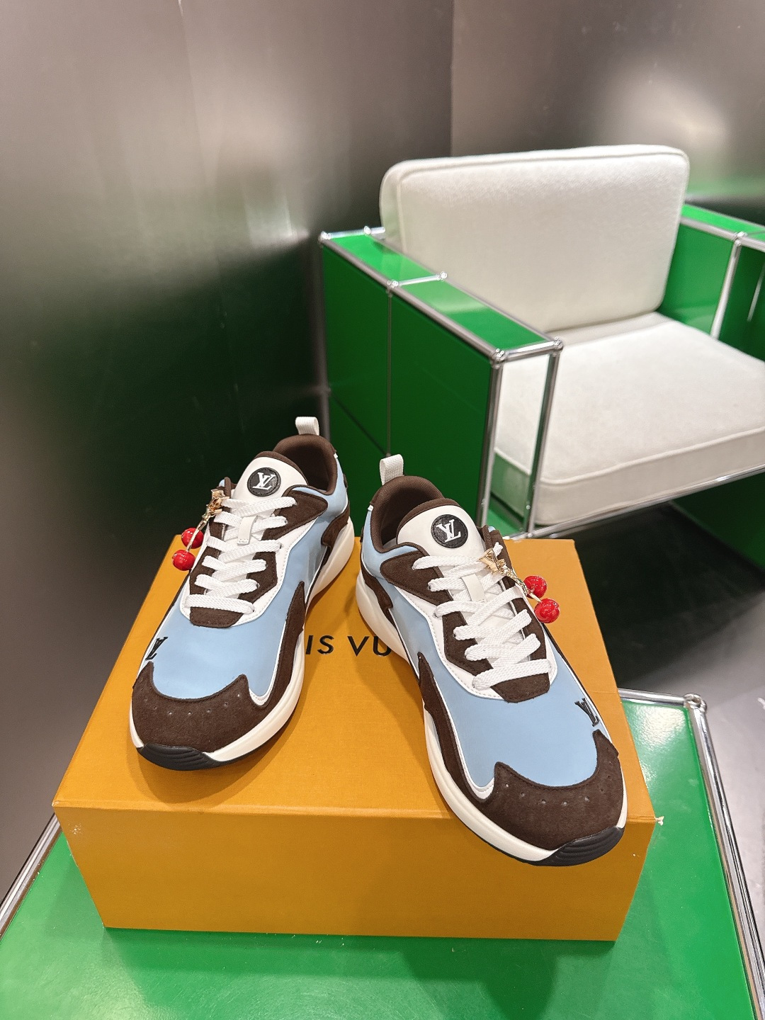 Louis Vuitton LV路易威登 全新Drop系列休闲鞋运动鞋 跑鞋‼