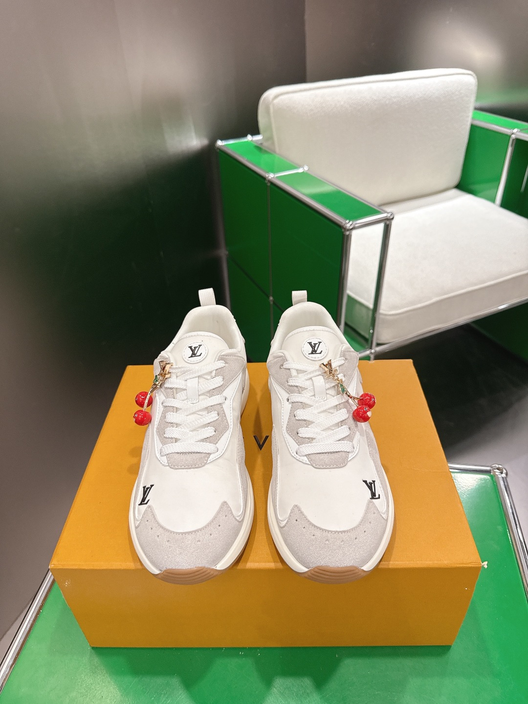 Louis Vuitton LV路易威登 全新Drop系列休闲鞋运动鞋 跑鞋‼