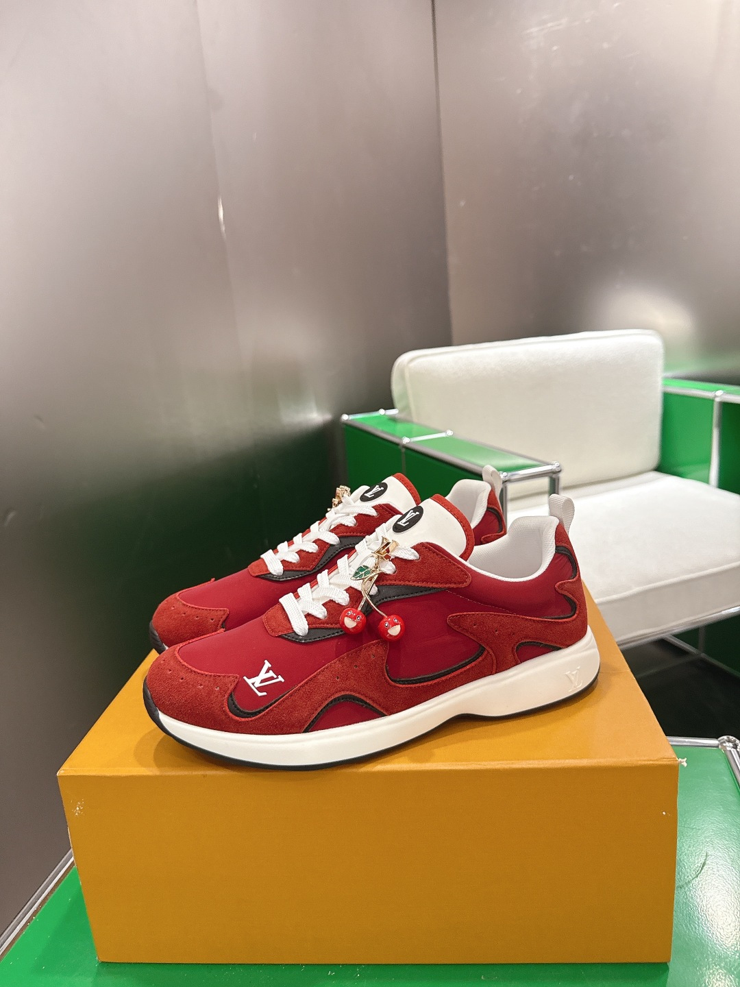 Louis Vuitton LV路易威登 全新Drop系列休闲鞋运动鞋 跑鞋‼