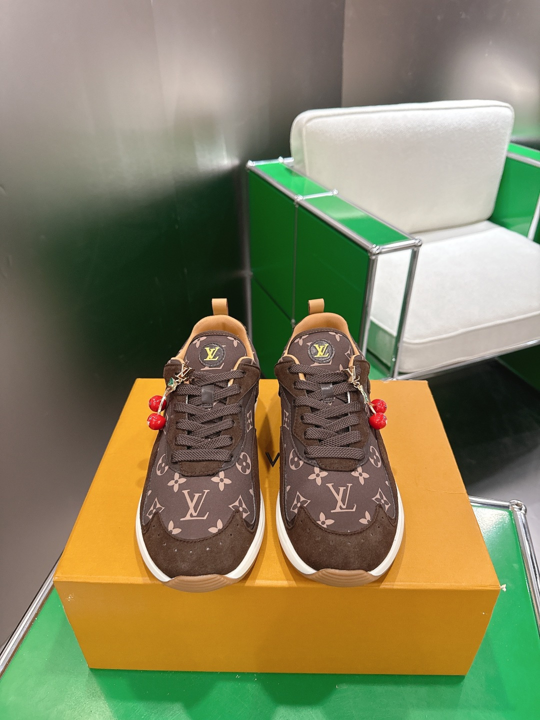 Louis Vuitton LV路易威登 全新Drop系列休闲鞋运动鞋 跑鞋‼