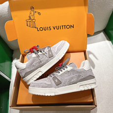 配饰60😀G2231-Louis Vuiton 路易威登 新款 LV Trainer系列板鞋篮球鞋 ‼️ 本款 LV 配饰60😀G2231-Louis Vuiton 路易威登 新款 LV Trainer系列板鞋篮球鞋 ‼️ 本款 LV