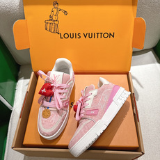 配饰60😀G2231-Louis Vuiton 路易威登 新款 LV Trainer系列板鞋篮球鞋 ‼️ 本款 LV 配饰60😀G2231-Louis Vuiton 路易威登 新款 LV Trainer系列板鞋篮球鞋 ‼️ 本款 LV
