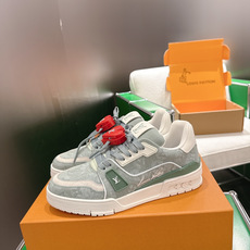 配饰60😀G2231-Louis Vuiton 路易威登 新款 LV Trainer系列板鞋篮球鞋 ‼️ 本款 LV 配饰60😀G2231-Louis Vuiton 路易威登 新款 LV Trainer系列板鞋篮球鞋 ‼️ 本款 LV