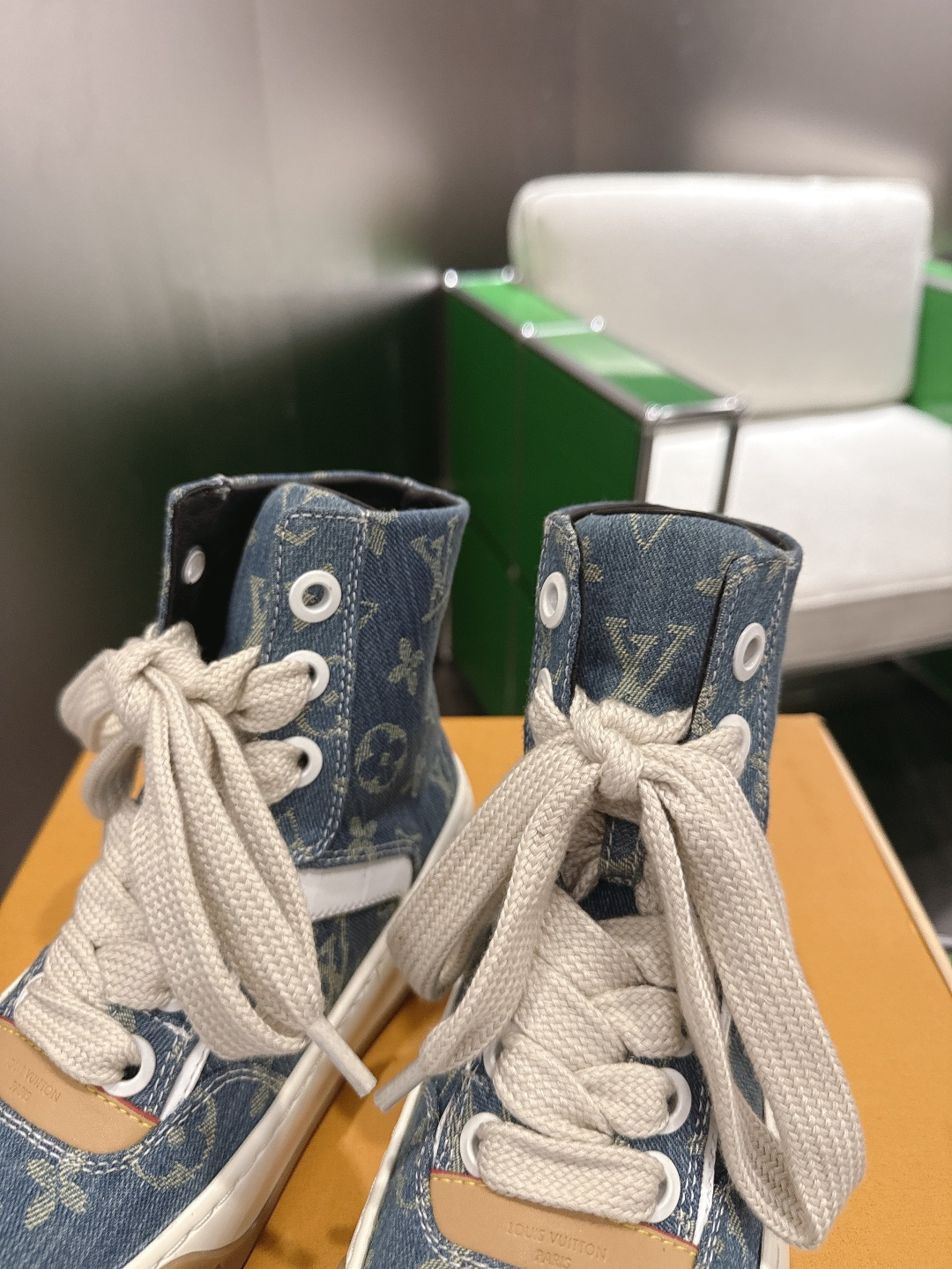 Louis Vuitton Sneakers