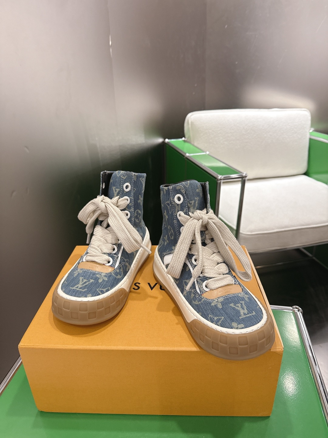 Louis Vuitton Sneakers