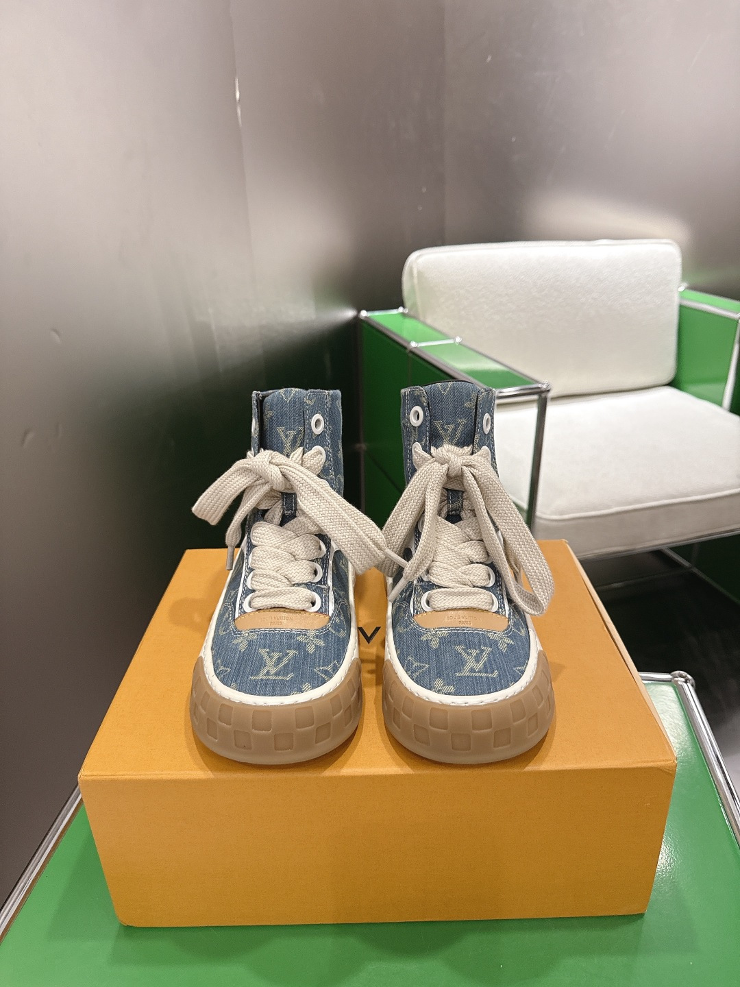Louis Vuitton Sneakers
