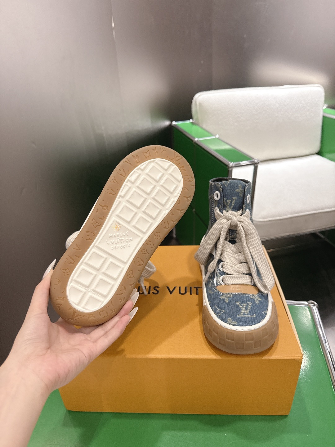 Louis Vuitton Sneakers