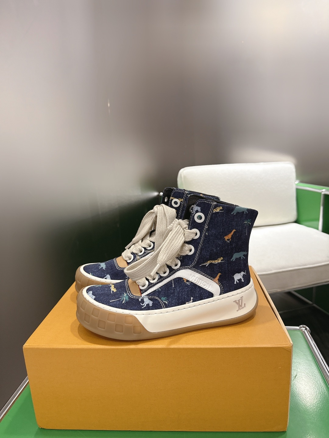 Louis Vuitton Sneakers