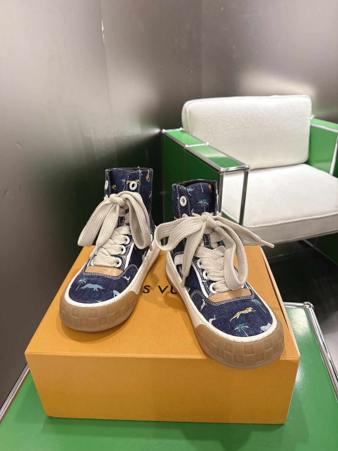 Louis Vuitton Sneakers