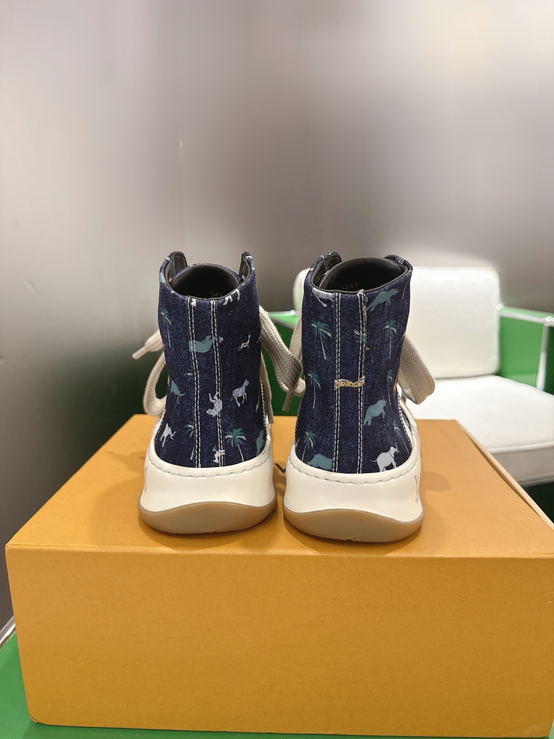 Louis Vuitton Sneakers