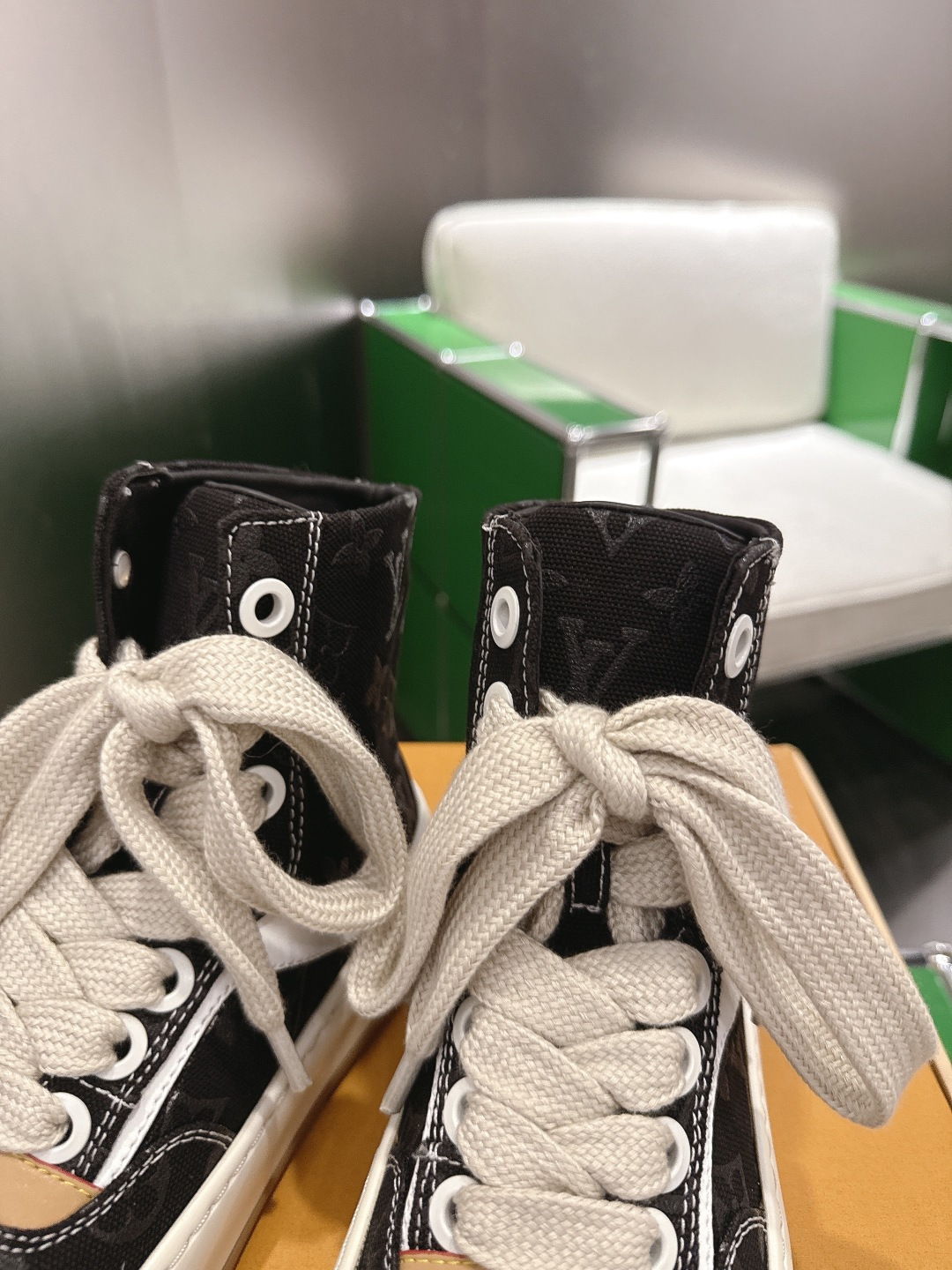 Louis Vuitton Sneakers