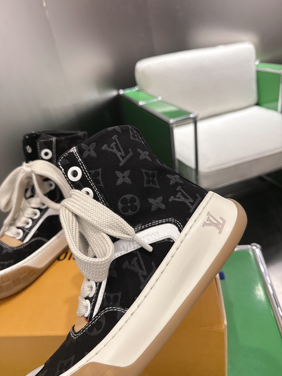 Louis Vuitton Sneakers