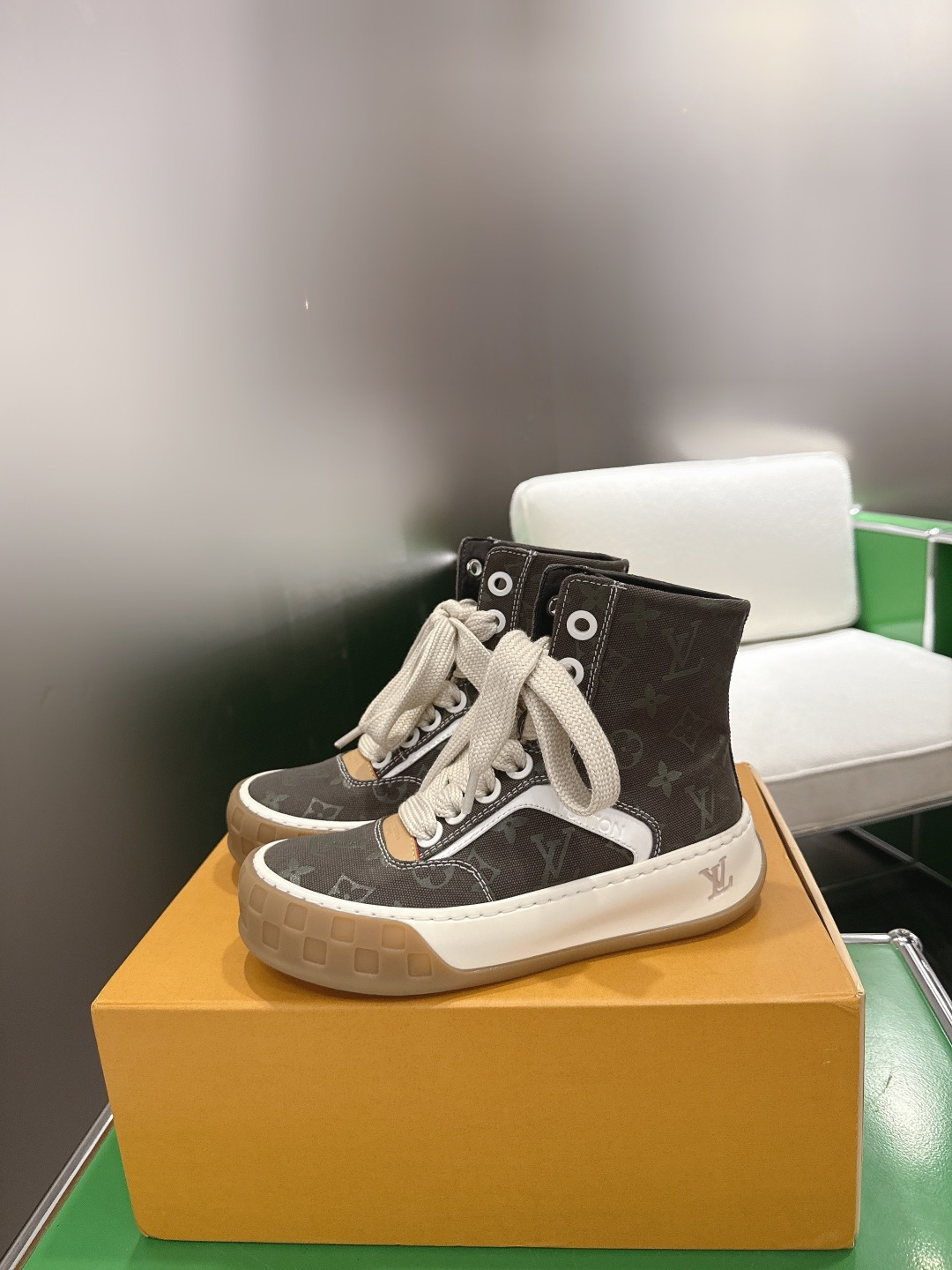 Louis Vuitton Sneakers