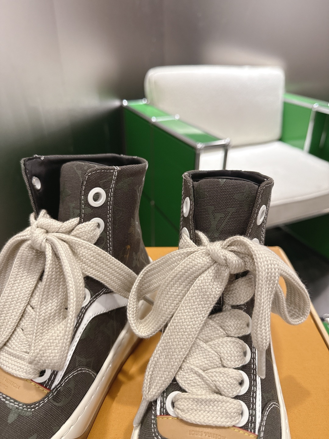 Louis Vuitton Sneakers