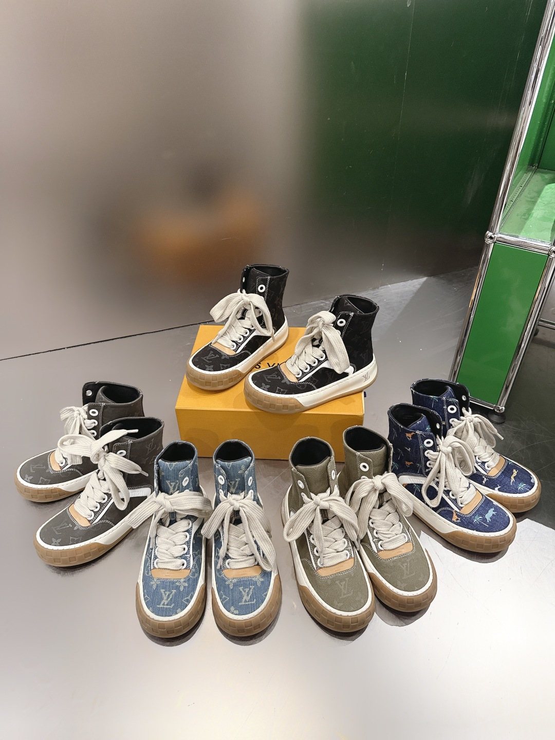 Louis Vuitton Sneakers