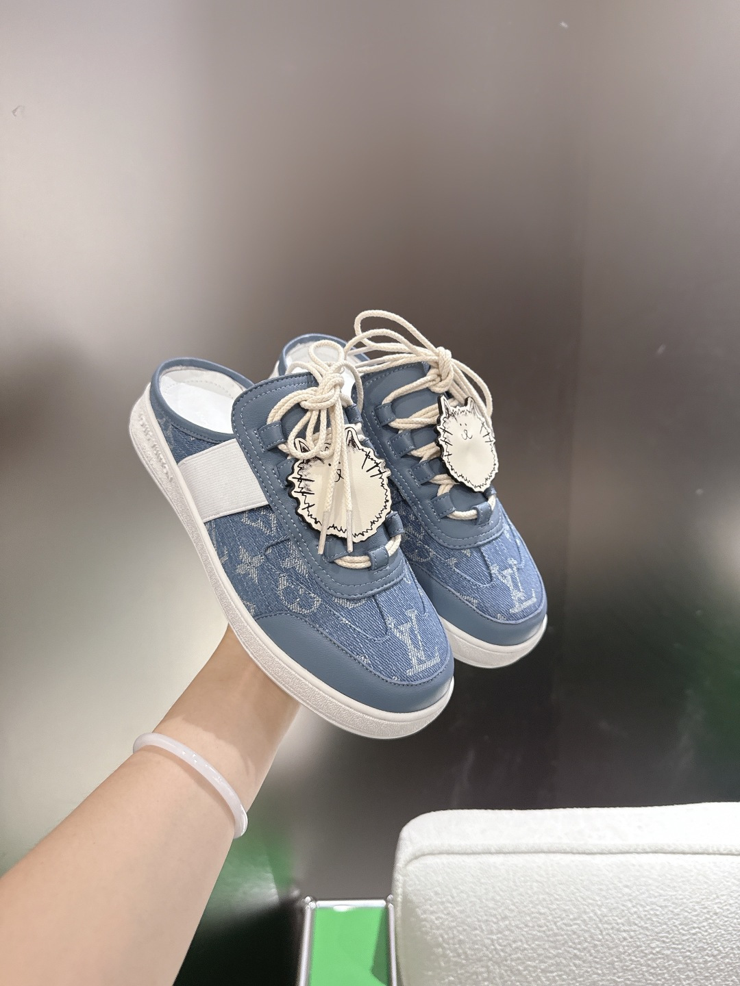 Louis Vuitton Slides