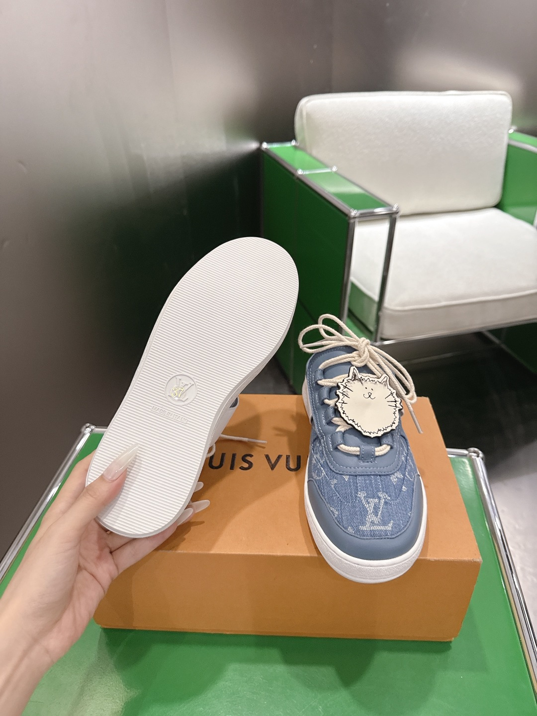 Louis Vuitton Slides