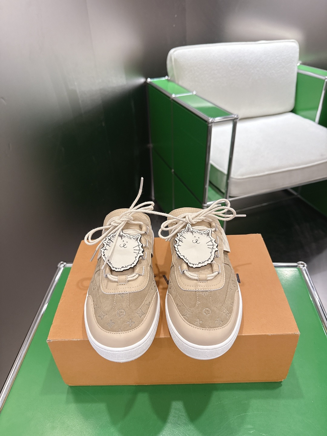 Louis Vuitton Slides