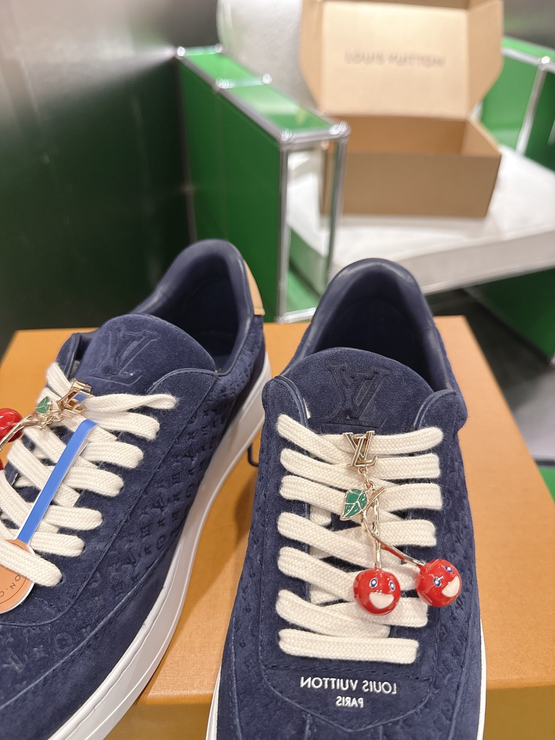 Louis Vuitton Sneakers