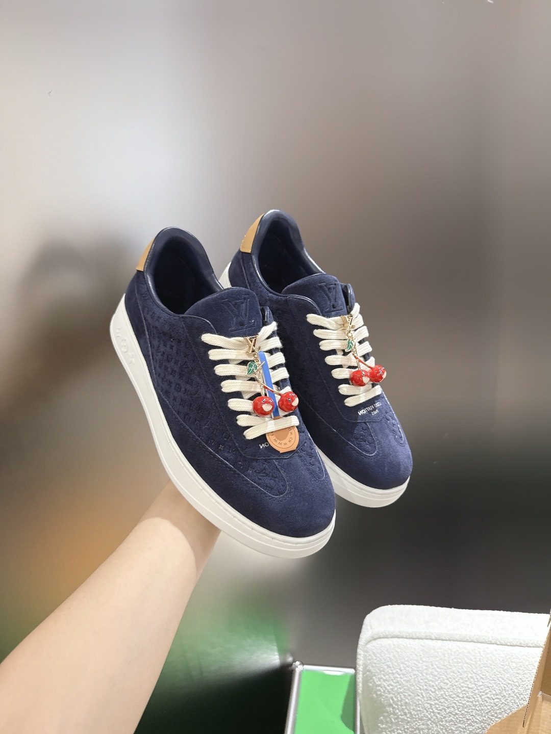 Louis Vuitton Sneakers
