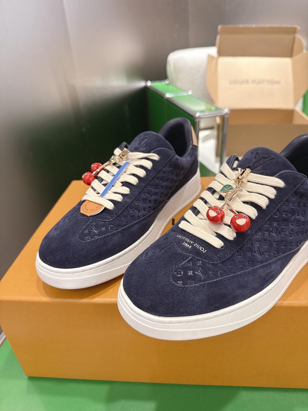 Louis Vuitton Sneakers