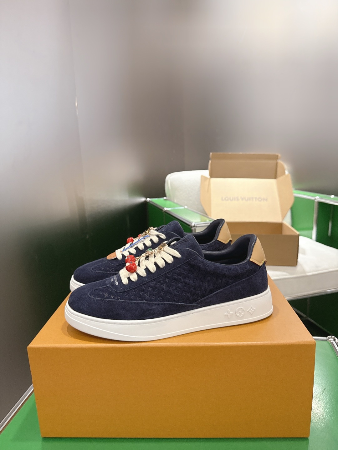 Louis Vuitton Sneakers