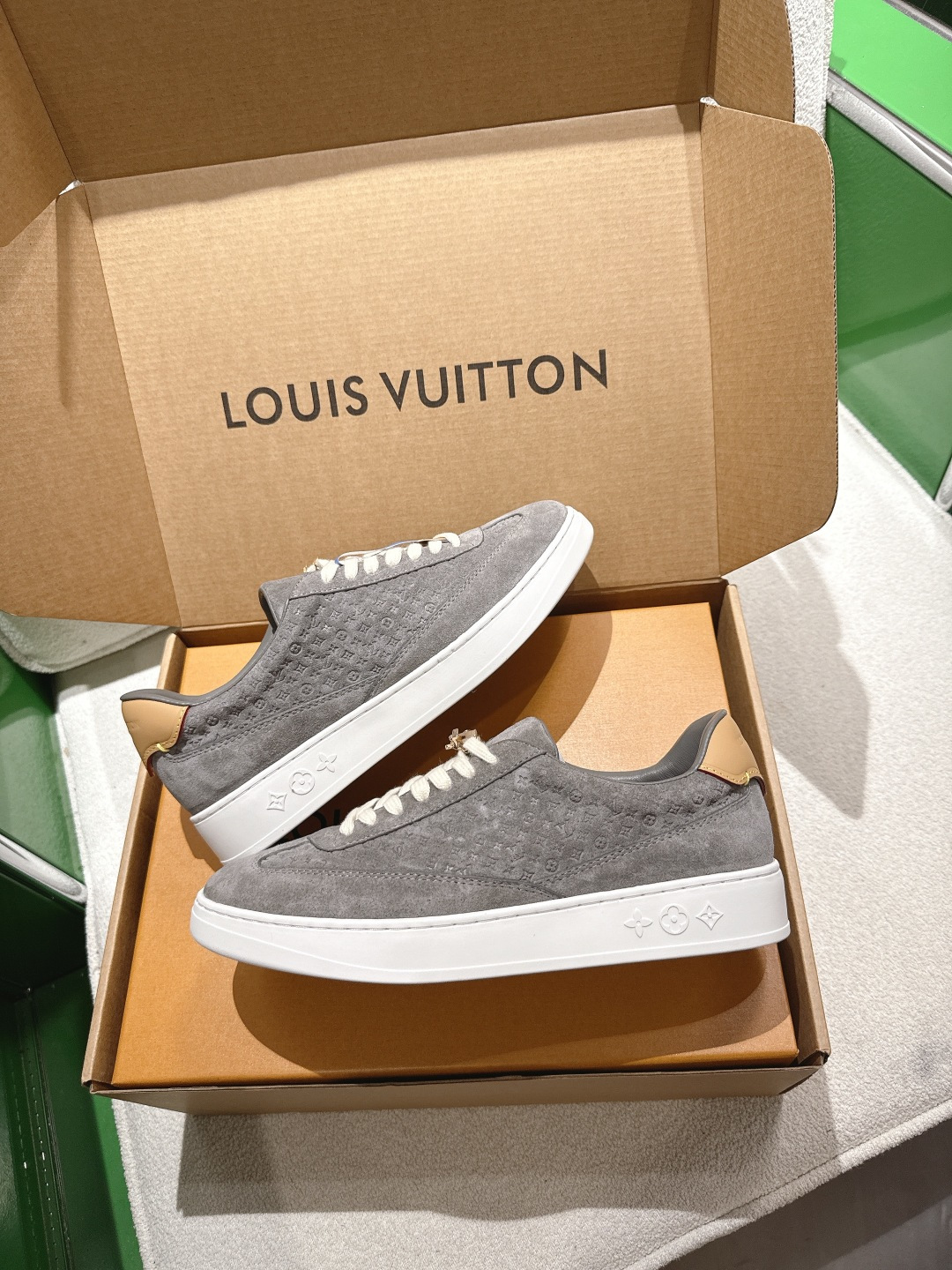 Louis Vuitton Sneakers