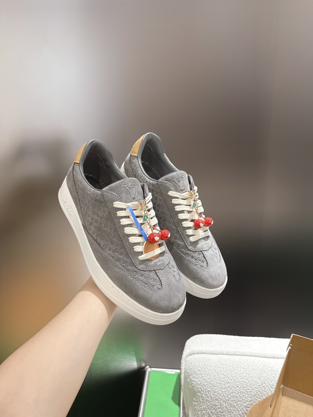 Louis Vuitton Sneakers
