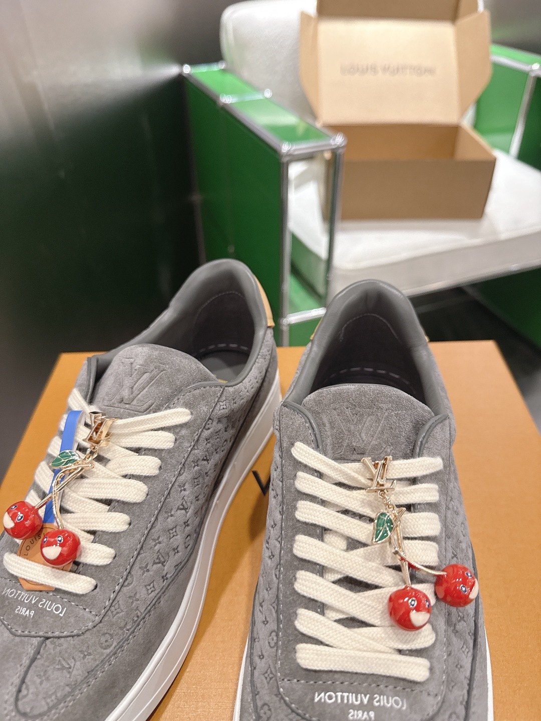 Louis Vuitton Sneakers