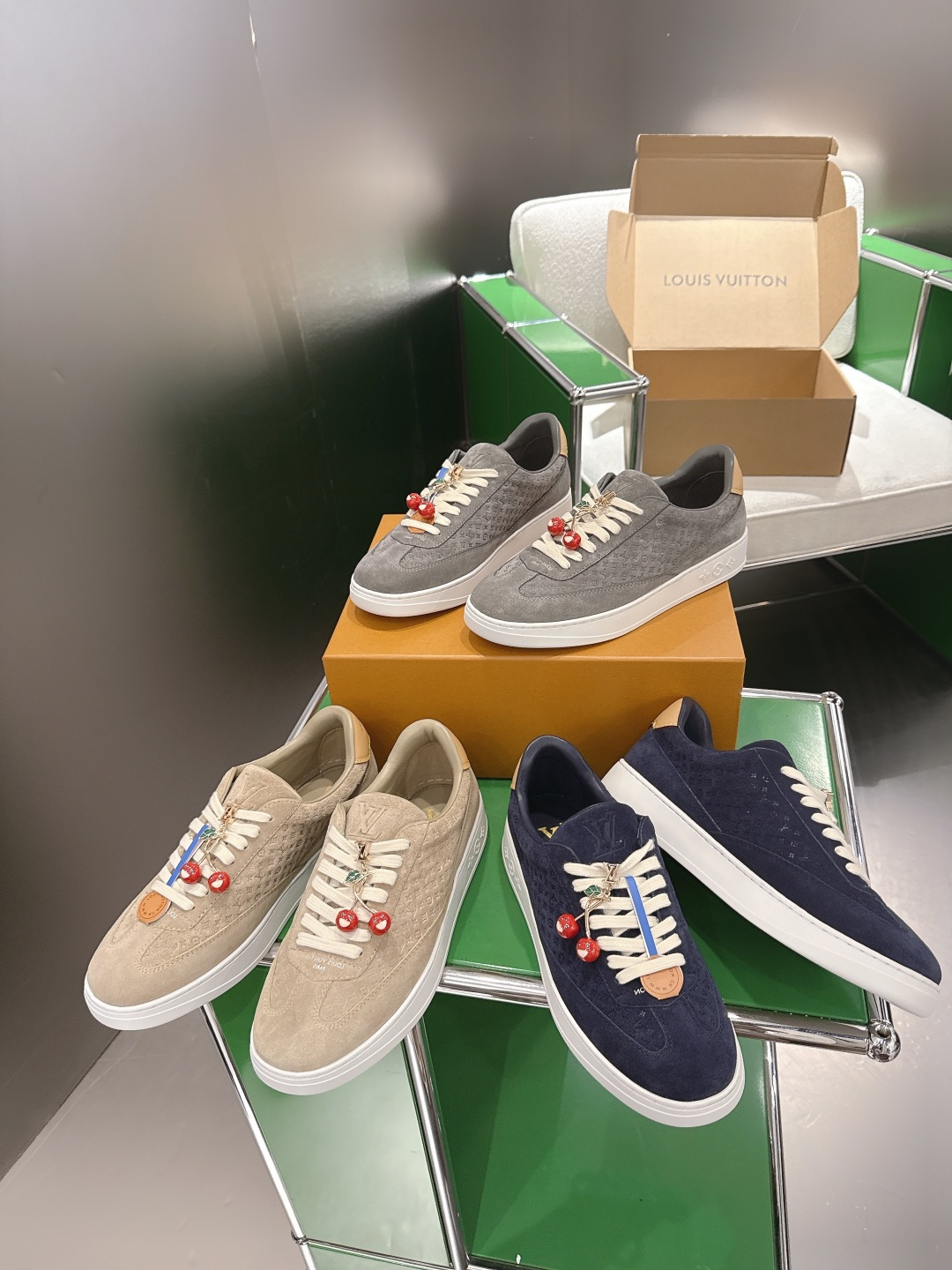 Louis Vuitton Sneakers