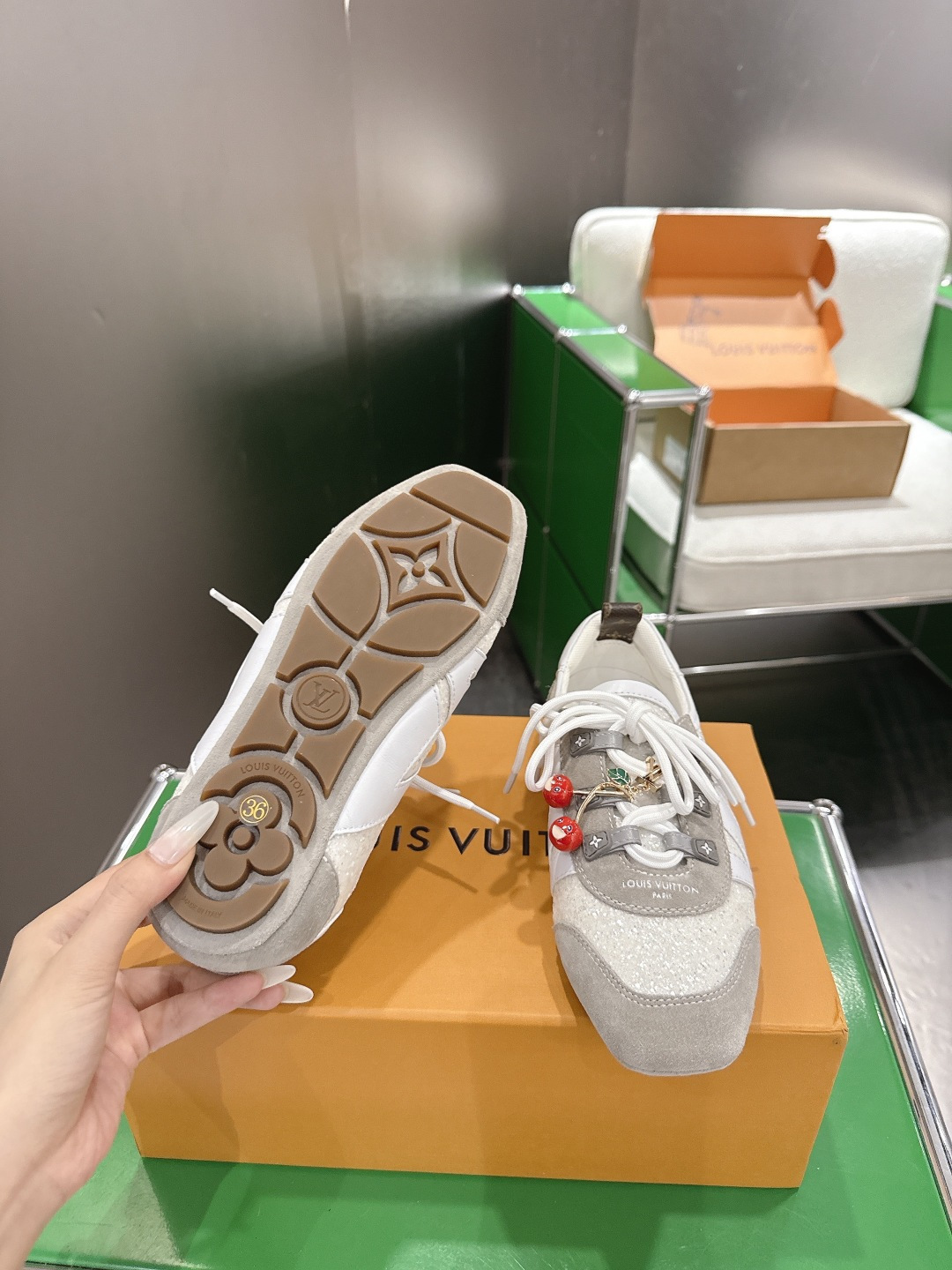 Louis Vuitton Sneakers