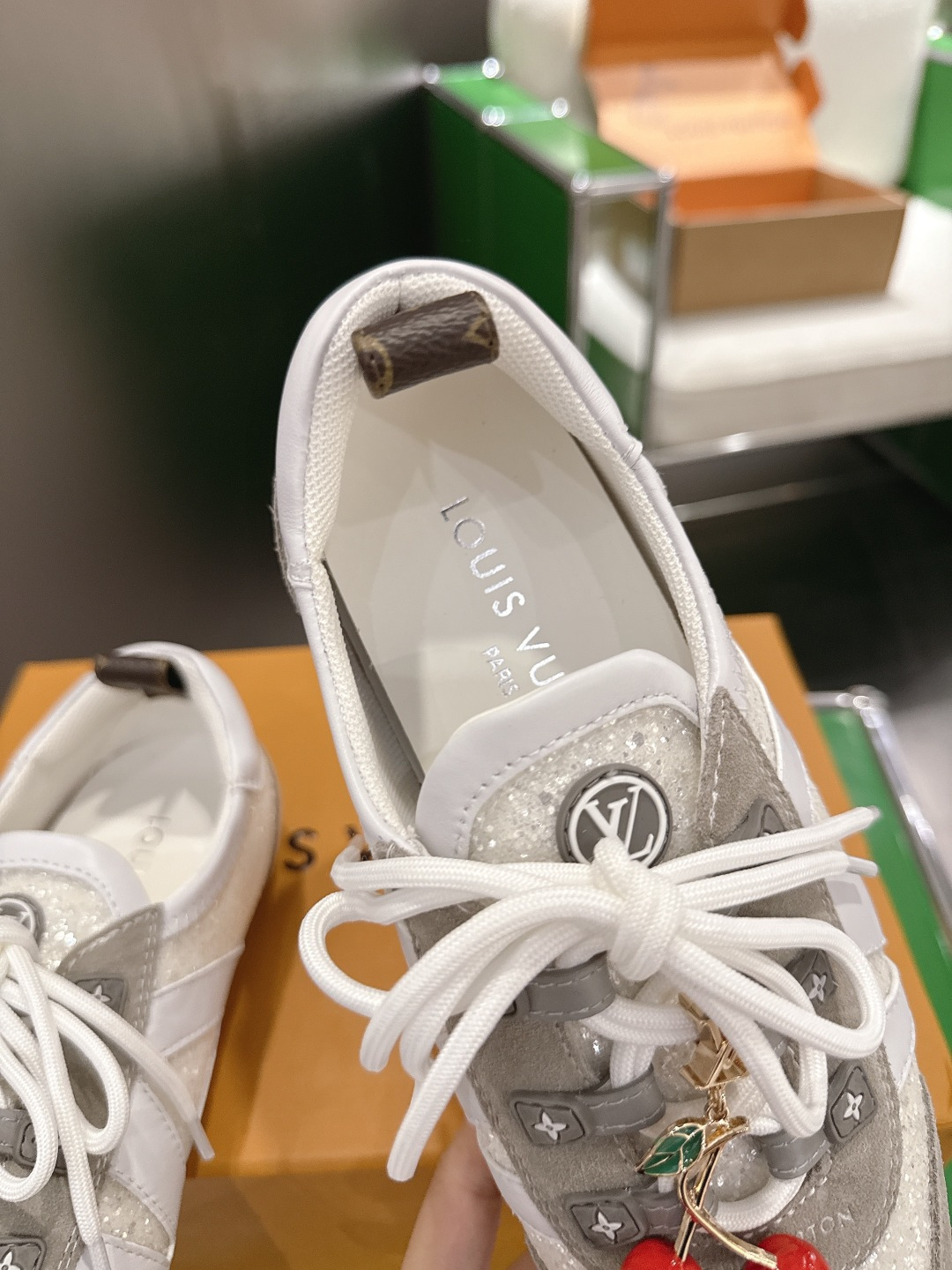 Louis Vuitton Sneakers
