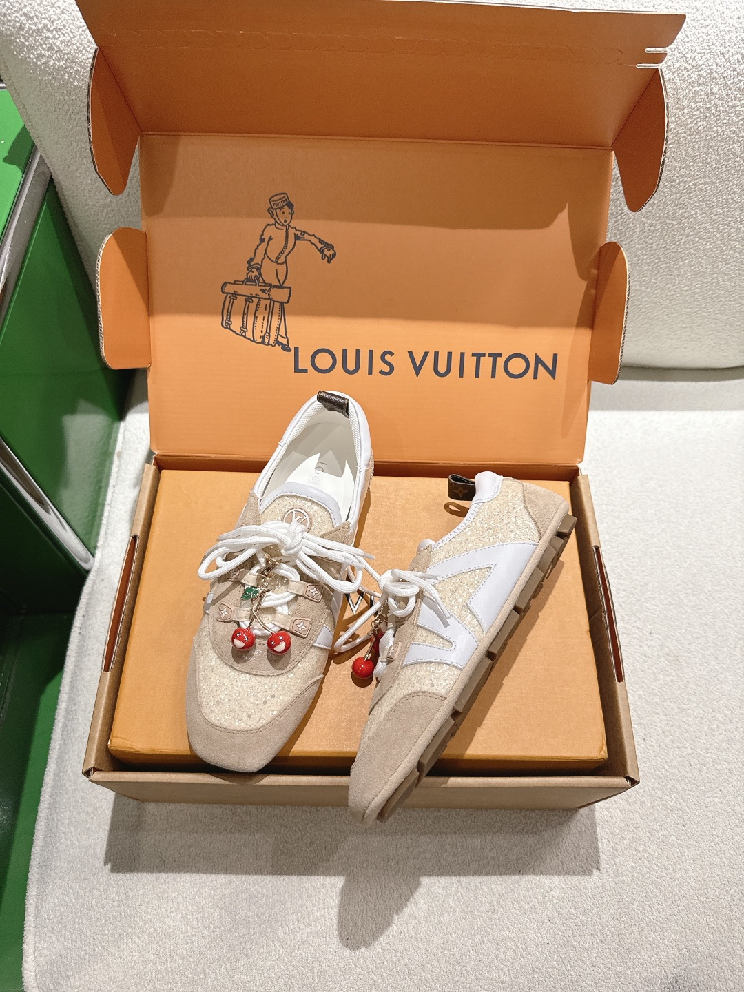 Louis Vuitton Sneakers