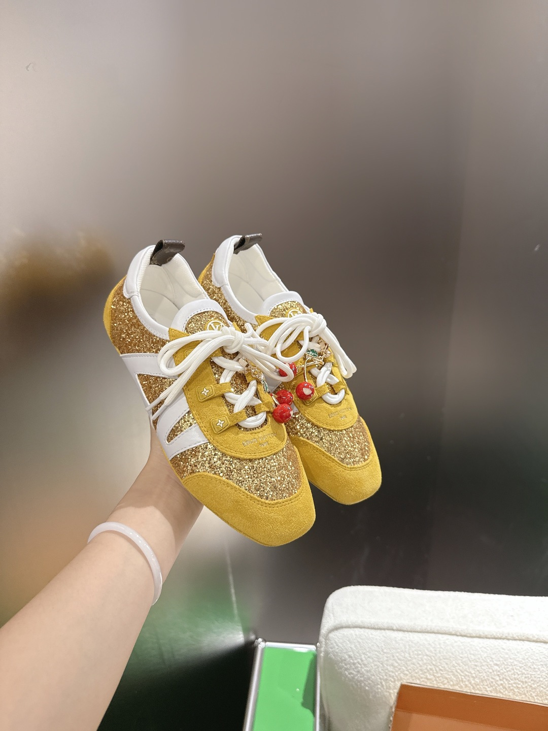 Louis Vuitton Sneakers