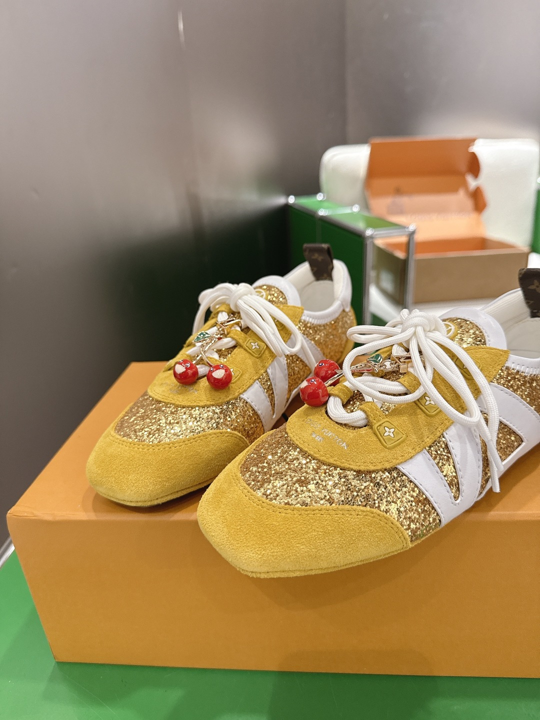 Louis Vuitton Sneakers
