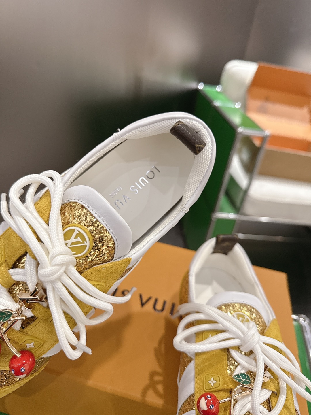 Louis Vuitton Sneakers