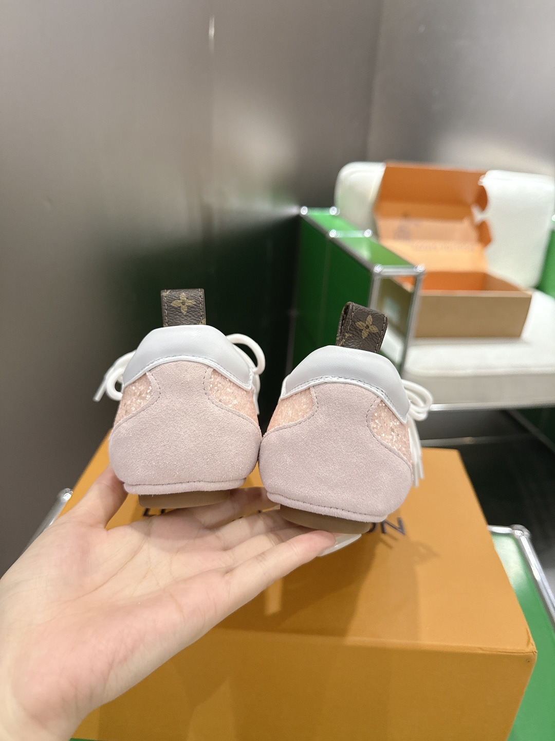Louis Vuitton Sneakers