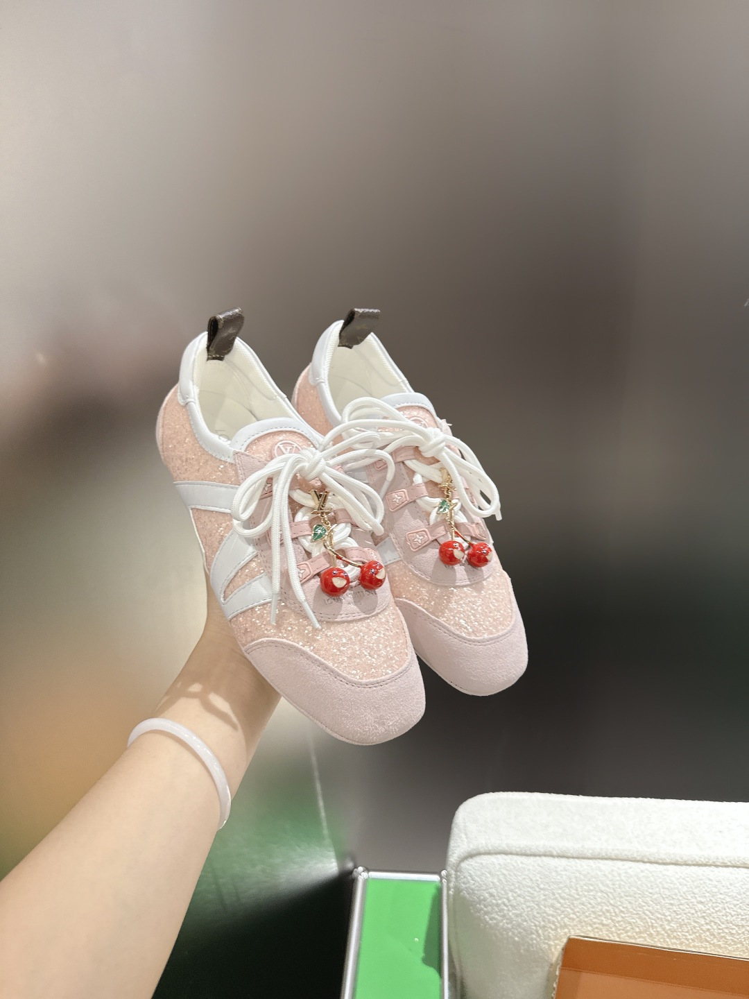 Louis Vuitton Sneakers