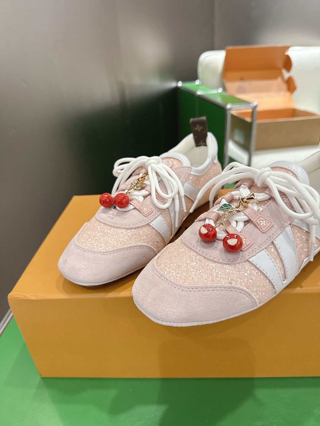 Louis Vuitton Sneakers