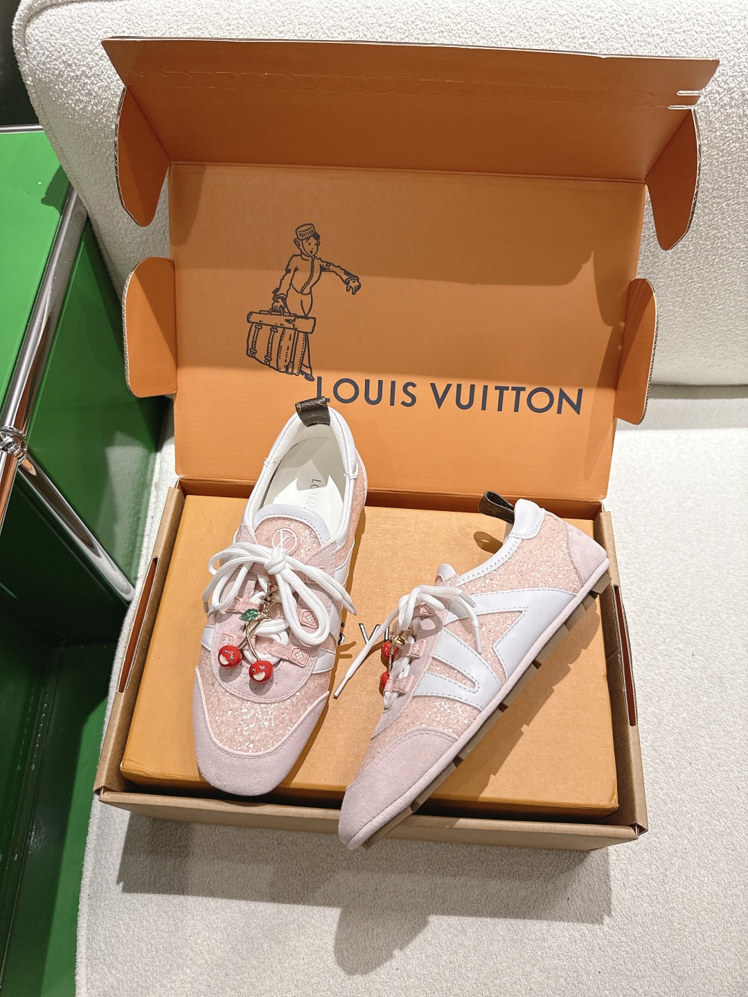 Louis Vuitton Sneakers
