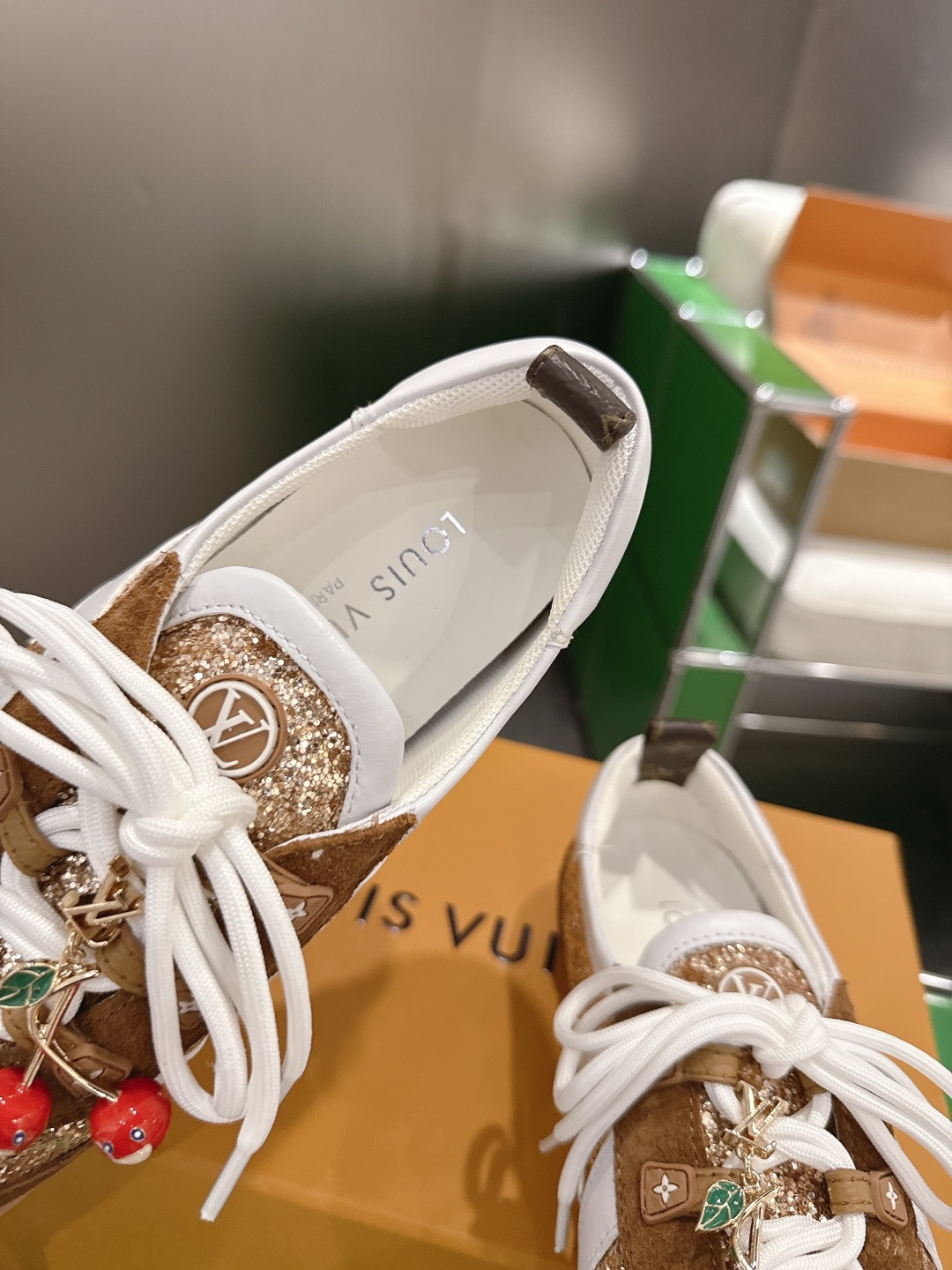Louis Vuitton Sneakers