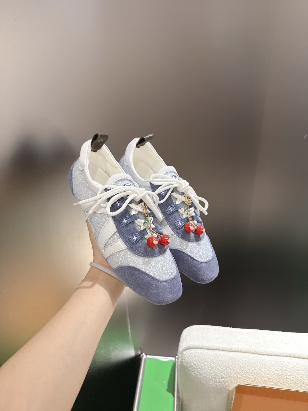Louis Vuitton Sneakers