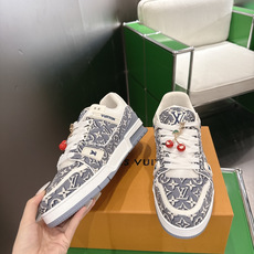 配饰60😀G2231-Louis Vuiton 路易威登 新款 LV Trainer系列板鞋篮球鞋 ‼️ 本款 LV 配饰60😀G2231-Louis Vuiton 路易威登 新款 LV Trainer系列板鞋篮球鞋 ‼️ 本款 LV