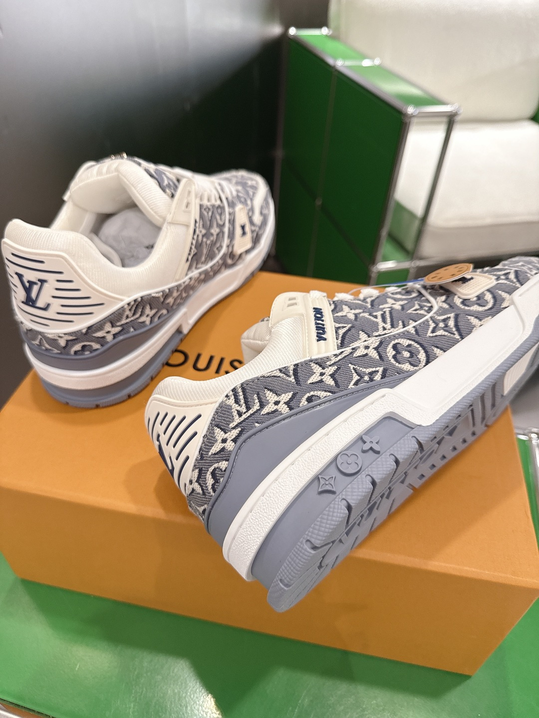 配饰60😀G2231-Louis Vuiton 路易威登 新款 LV Trainer系列板鞋篮球鞋 ‼️ 本款 LV 配饰60😀G2231-Louis Vuiton 路易威登 新款 LV Trainer系列板鞋篮球鞋 ‼️ 本款 LV
