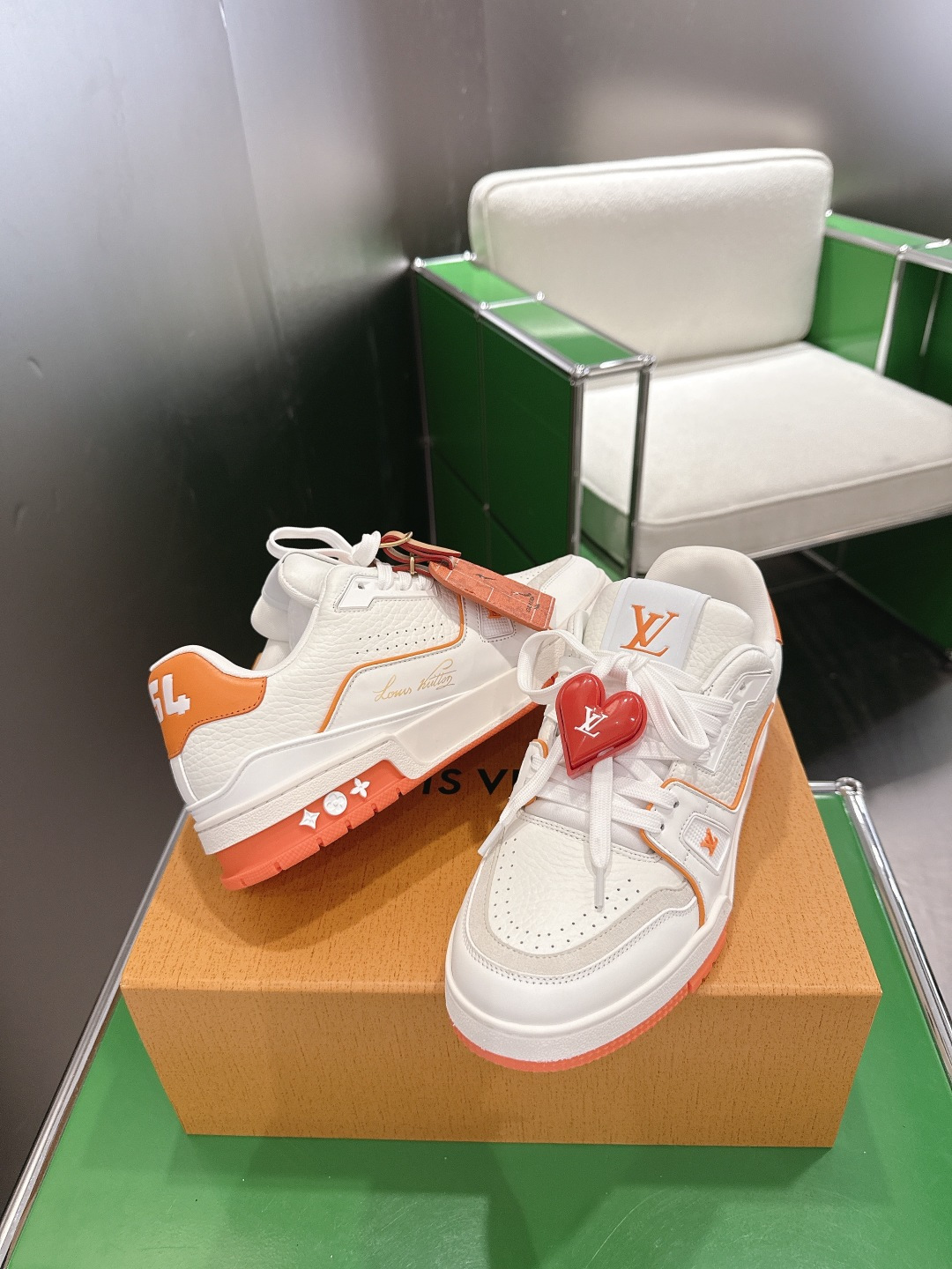 配饰60😀G2231-Louis Vuiton 路易威登 新款 LV Trainer系列板鞋篮球鞋 ‼️  本款 LV 