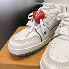 配饰60😀G2231-Louis Vuiton 路易威登 新款 LV Trainer系列板鞋篮球鞋 ‼️ 本款 LV 配饰60😀G2231-Louis Vuiton 路易威登 新款 LV Trainer系列板鞋篮球鞋 ‼️ 本款 LV